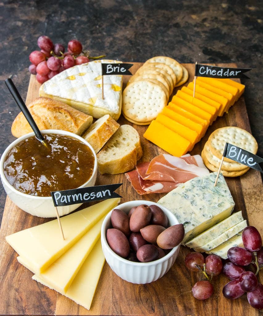 How to Build the Ultimate Cheese Board