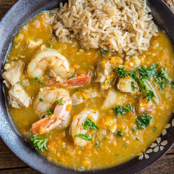 Delicious and simple to make dinners are the best! This Quick Chicken and Shrimp Gumbo comes together in about 30 minutes and is so tasty!