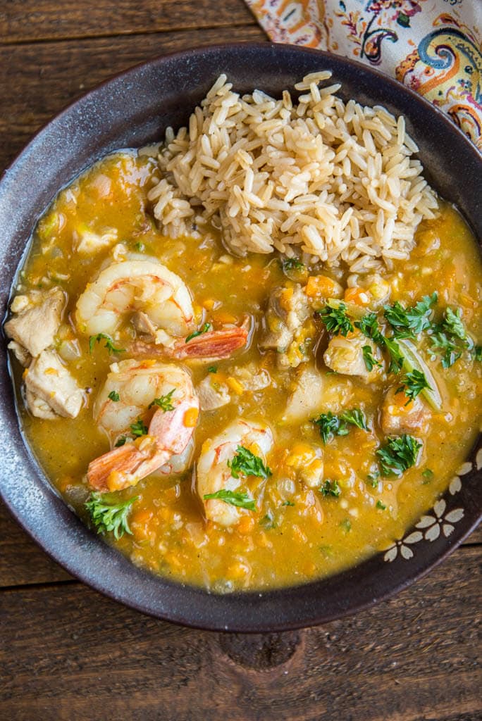 Delicious and simple to make dinners are the best! This Quick Chicken and Shrimp Gumbo comes together in about 30 minutes and is so tasty!