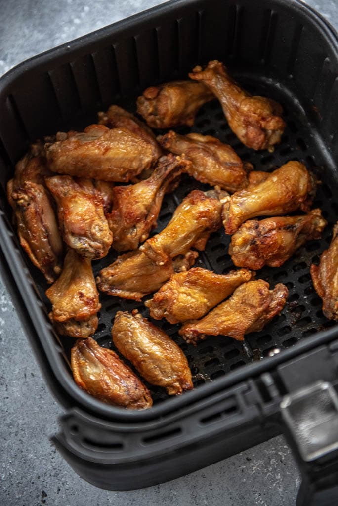 Air Fryer Garlic Parmesan Chicken Wings - Garnished Plate