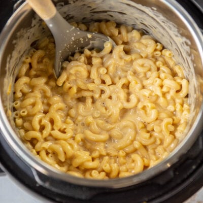 instant pot with Mac and cheese