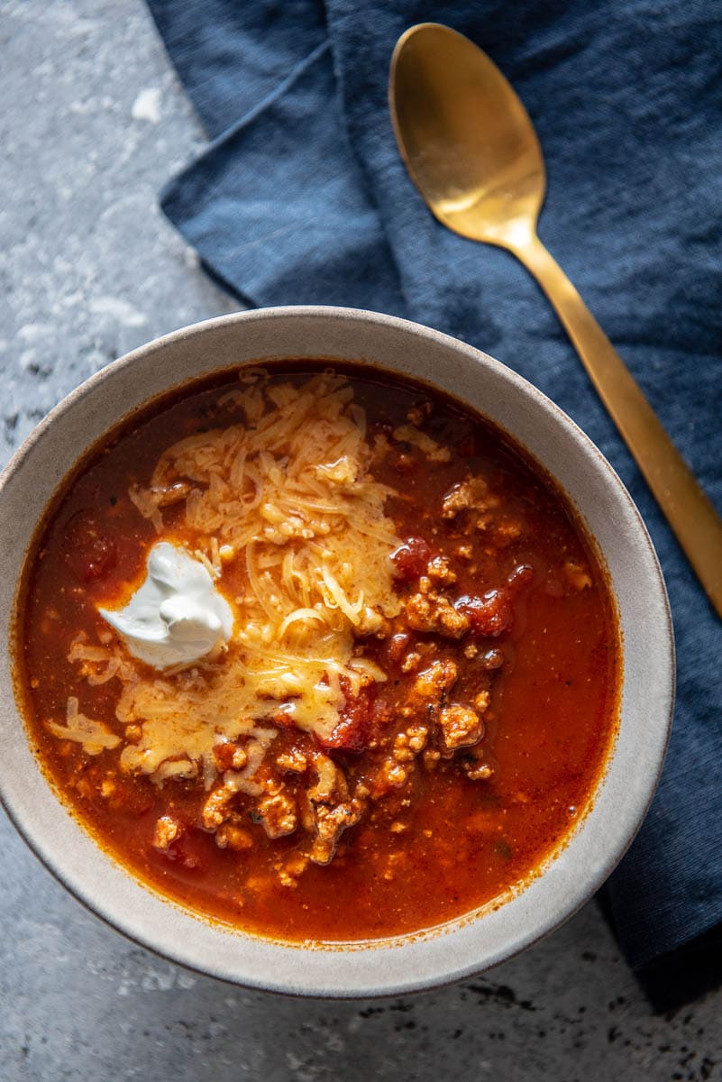 chili with gold spoon 