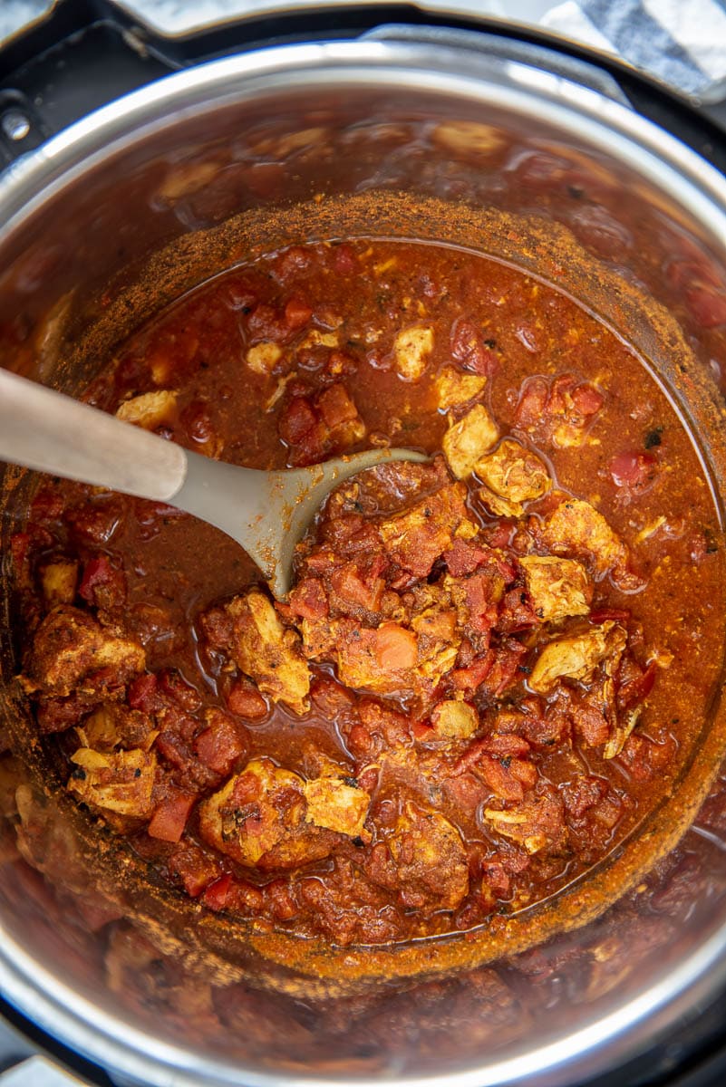 moroccan chicken with tomatoes in the instant pot