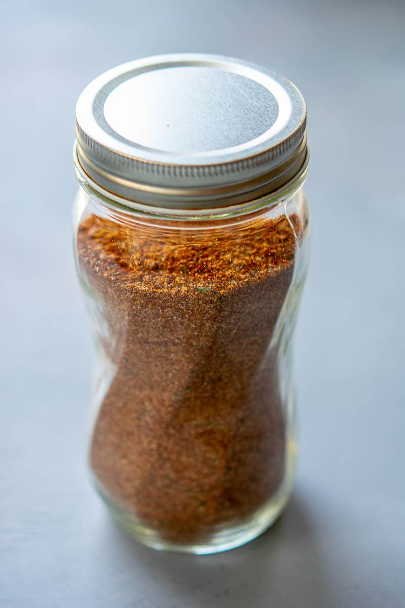 homemade fajita seasoning in a jar