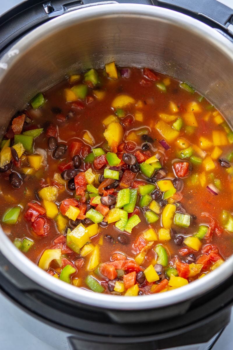 chicken fajita soup cooking in an instant pot