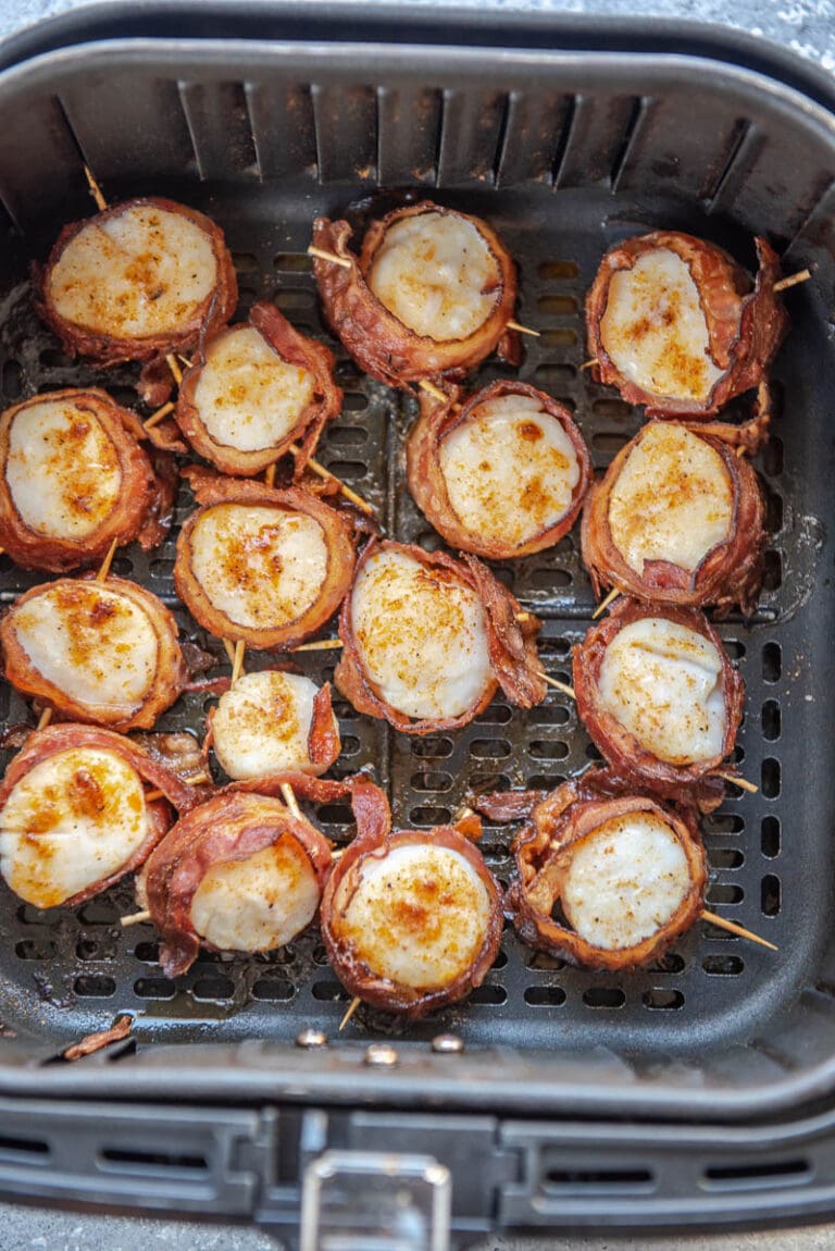 Air Fryer Scallops Garnished Plate