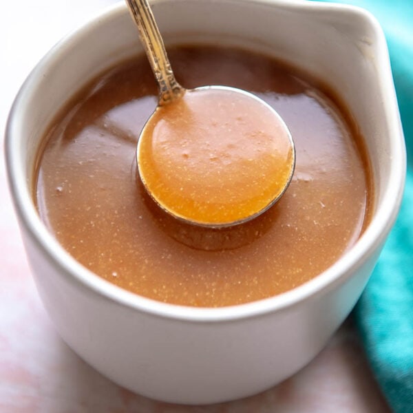 How to Make Brown Gravy Garnished Plate