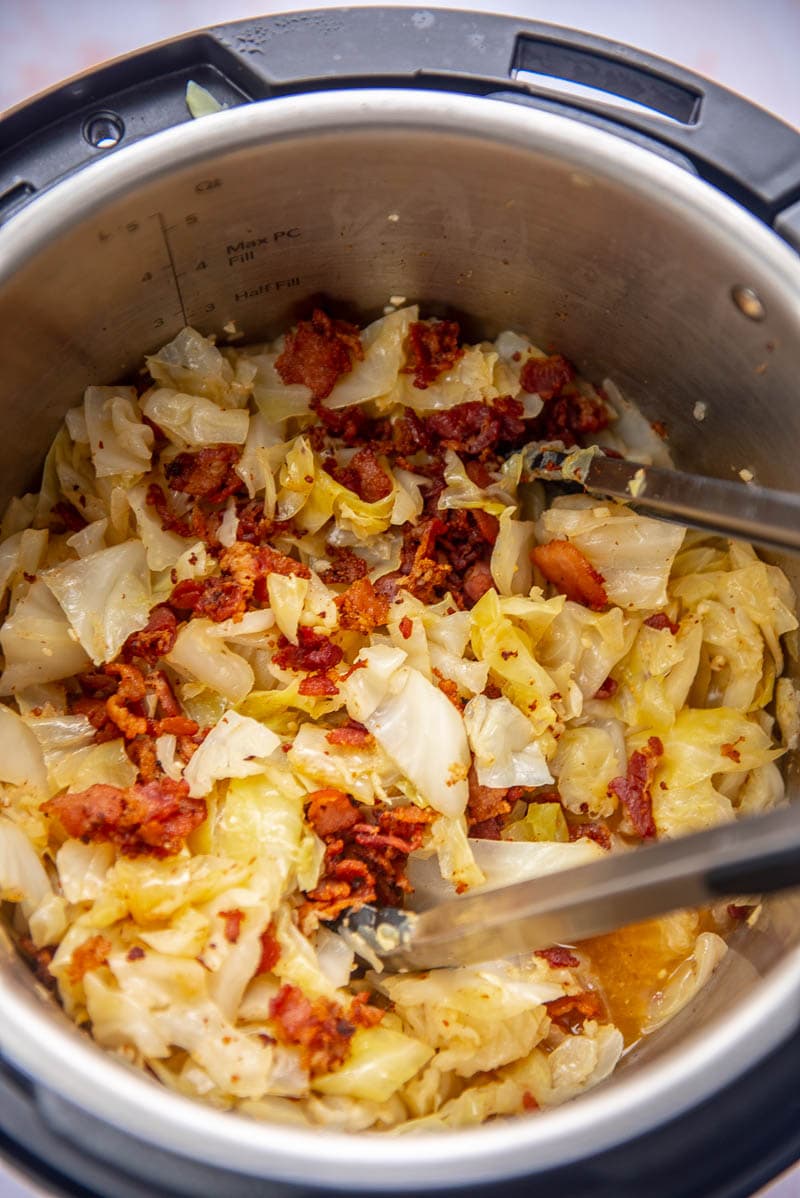 cooked cabbage with bacon in instant pot